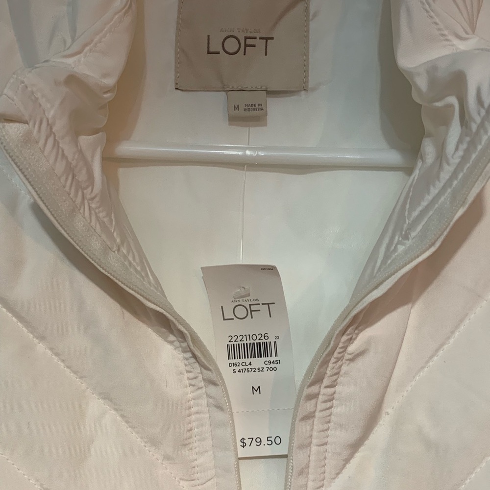 Loft Vest - Picture 3 of 4
